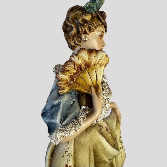 Vintage Italy Borsato Lace Porcelain Rococo Lady w/ Fan Figurine - Picture 10 of 15